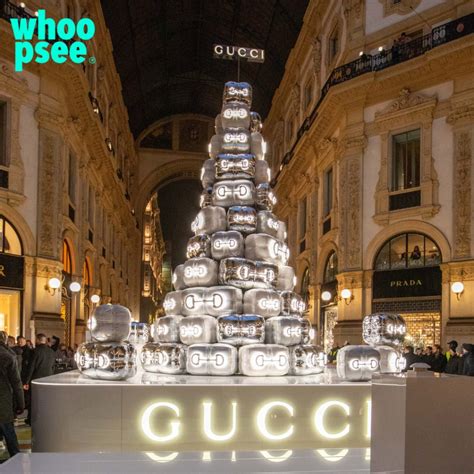 negozio gucci milano telefono|albero di natale gucci milano.